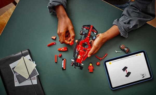 LEGO Ferrari SF-24 F1 Racerbil