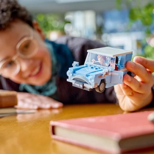 LEGO Harry Potter 76424 The Flying Ford Anglia, barnleksak, byggbar bil