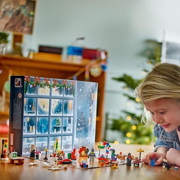 LEGO® Marvel 76293 Spider-Man adventskalender 2024 - Festpresent till barn