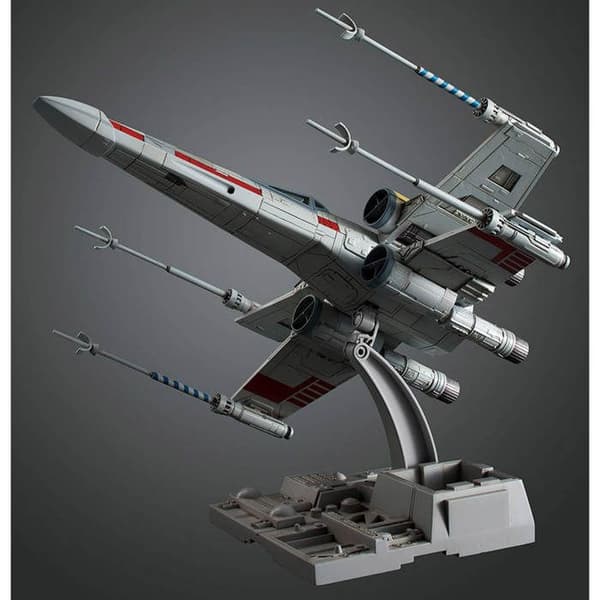Modellsats - REVELL - X-Wing Starfighter - 44 delar - skala 1/72