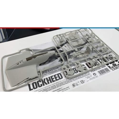 Lockheed P-38 F/G Lightning flygplansmodell - Tamiya 61120 - 1/48 + 14 år - Grön - Plast