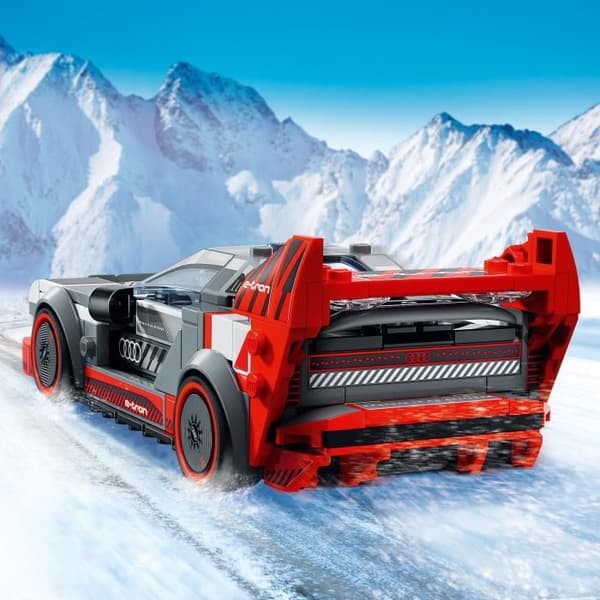 LEGO Speed Champions 76921 Audi S1 e-Tron Quattro racerbil, leksaksfordon