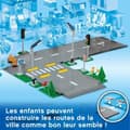 Miniatyrbild 5 av 6: LEGO® City 60304 byggbar korsning, stadsbyggnadsspel med sammankopplade skyltar och vägar för pojkar eller flickor