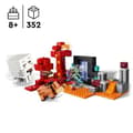 Miniatyrbild 2 av 6: LEGO® 21255 Minecraft Nether Portal bakhåll, leksak med stridsscener och minifigurer, Hoglin-figur