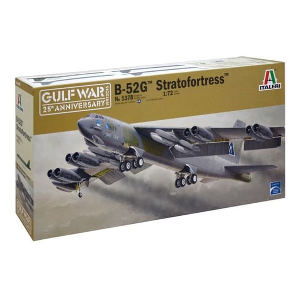Modellflygplan: B-52G Stratofortress