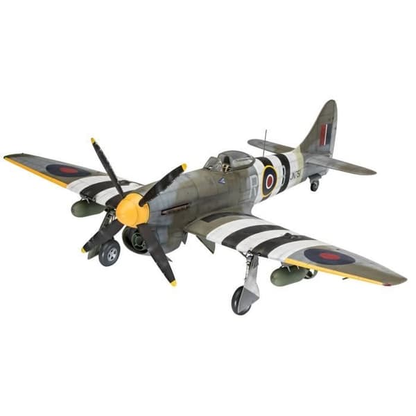 Flygplansmodell - REVELL - Hawker Tempest V - 212 delar - Skala 1/32