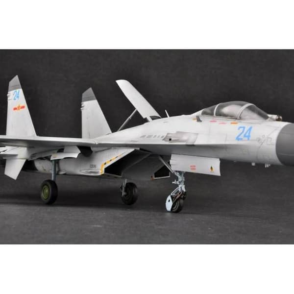 HOBBY BOSS - Flygplansmodell Pla J-11b Hobby Boss 81715 1/48 Maquette Tankkampanj - Ref: 7736