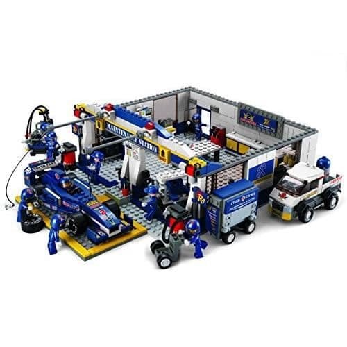 Byggspel - Sluban - M38 B0356 - 741 stycken - 8 minifigurer - Garage F1