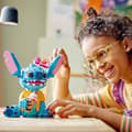 Miniatyrbillede 5 af 6: LEGO | Disney 43249 Stitch, Børnebyggesæt, Isvaffel og Figur