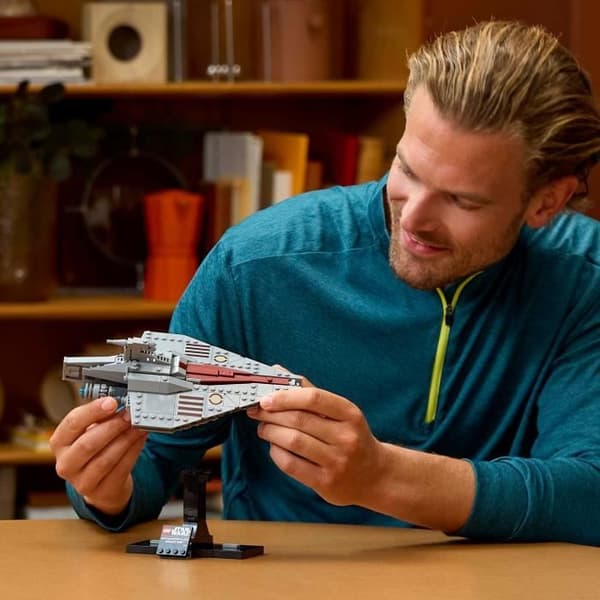 LEGO Star Wars 75404 Acclamator-klass anfallstransport - Modellbyggsats för vuxna