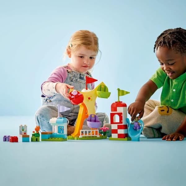 LEGO DUPLO Peppa Pig 10453 Nöjesfält - Byggset för barn från 2 år