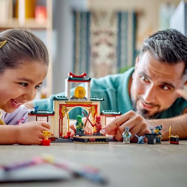 LEGO NINJAGO 71831 Spinjitzun ninjatemppeli - Lohikäärmelelu lapsille 4-vuotiaille ja sitä vanhemmille