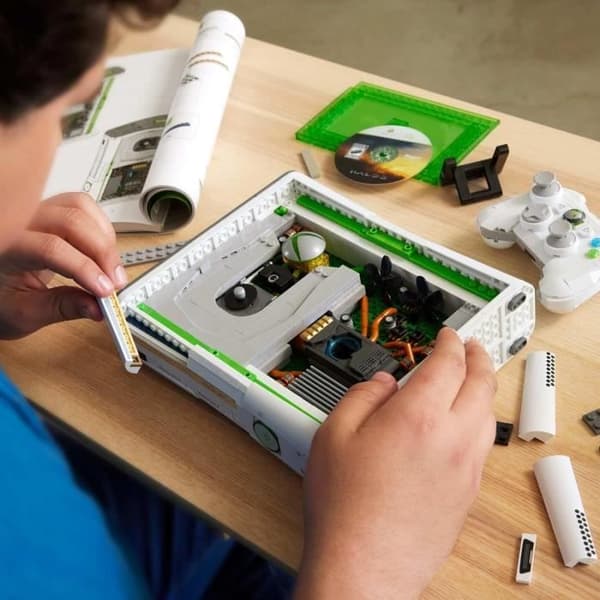 Byggesæt - MEGA - Xbox 360 Replica - 1342 dele - Controller med LED - Til voksne