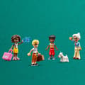 Pikkukuva 4 / 6: LEGO Friends 42638 Linnan vierashuone - Mielikuvituksellinen leikkisetti lapsille