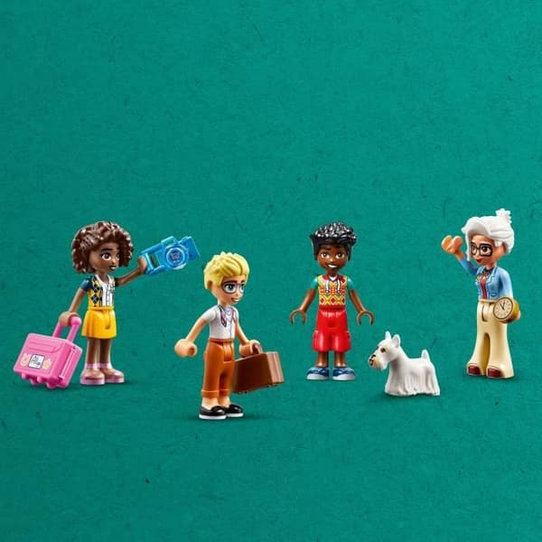 LEGO Friends 42638 Linnan vierashuone - Mielikuvituksellinen leikkisetti lapsille