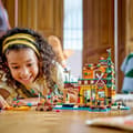 Pikkukuva 5 / 6: LEGO Friends 42626 Seikkailupuisto Vesiurheilu - Rakennuslelu