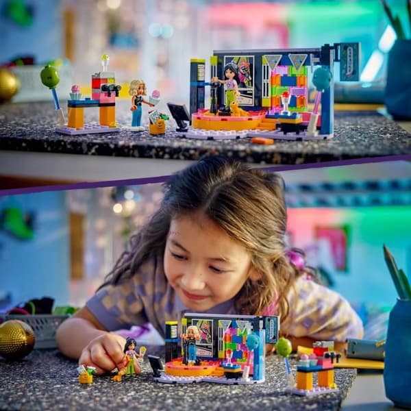 LEGO 42610 Friends Karaoke, musikleksak med dockor och figurer av Liann och Nova och en gekko