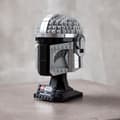 Miniatyrbild 2 av 6: LEGO 75328 Star Wars Mandalorian-hjälmen Samlarbyggset att bygga, dekorera och ge bort som present till vuxna