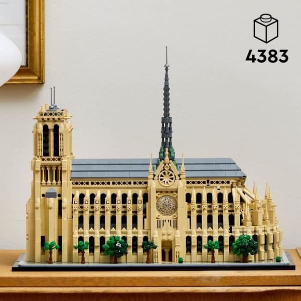 LEGO Architecture 21061 Notre-Dame de Paris - Rakennussarja aikuisille