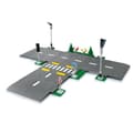 Pikkukuva 2 / 6: LEGO City 60304 Risteys, City-rakennussetti kylteillä ja toisiinsa kytkeytyvillä teillä pojille tai tytöille