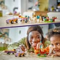 Miniatyrbild 5 av 6: LEGO 42634 Friends Häst- och ponnyvagn med Liann, Zoya och 2 djurfigurer