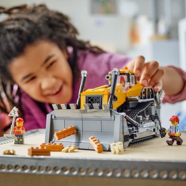 LEGO City 60466 Keltainen Puskutraktori - Rakennussetti 8-vuotiaille ja sitä vanhemmille pojille tai tytöille