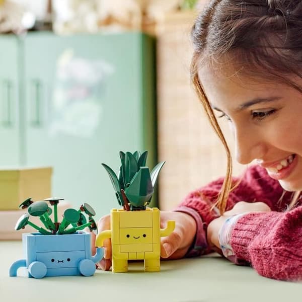 LEGO Botanicals 10349 Små Leende Växter - Byggset för flickor, 9 år