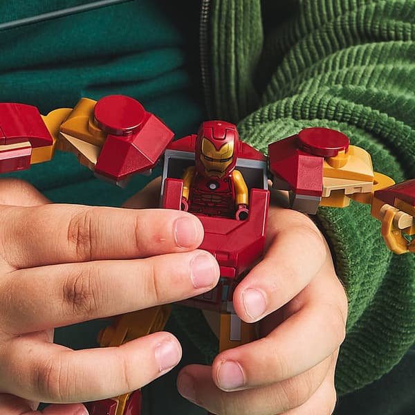 LEGO Super Heroes 76307 Iron Man -robotti vastaan Ultron Marvelin uusi robotti