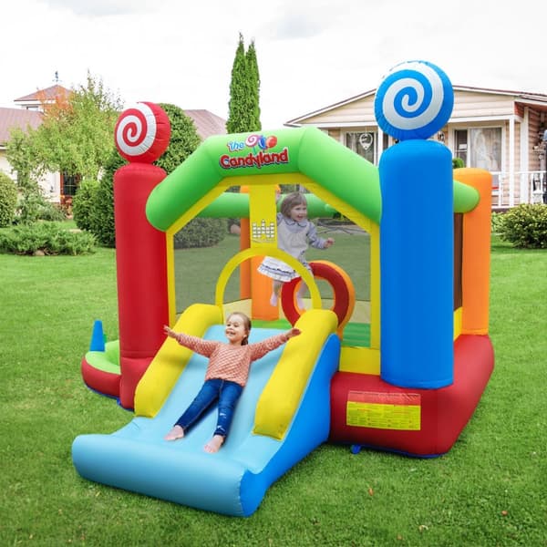 Hoppeborg, Candyland Hoppehus, 385x355x245 cm, Multifarvet