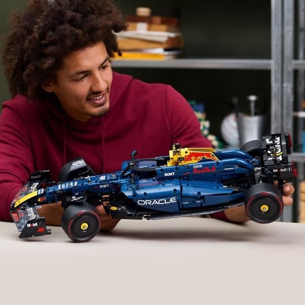 LEGO Technic F1 Oracle Red Bull Racing RB20 - Samlarsats för vuxna - Inkluderar en V6-motor och en växellåda
