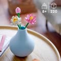 Miniatyrbild 2 av 6: LEGO® 40647 Creator Lotusblommor, byggsats för flickor och pojkar från 8 år och uppåt, med 3 konstgjorda blommor