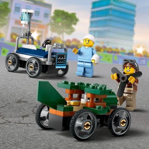 LEGO City 60459 Paket med racerbilar: flygplan kontra sjukhussäng - Leksak från 5 år