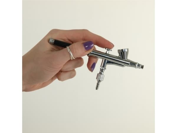 Dedra sprutpistol med topptank 2ml 0,3mm (DED7477)