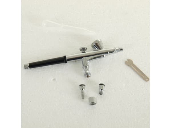 Dedra sprutpistol med topptank 2ml 0,3mm (DED7477)