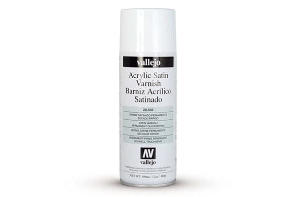 Vallejo 28.532, Vit, Satin, 400 ml, Spray, 1 styck