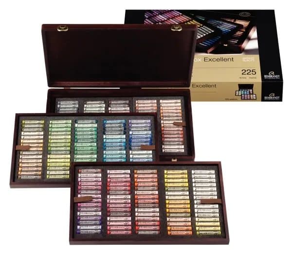 Rembrandt Soft pastel wooden box set Excellent | 225 whole pastels