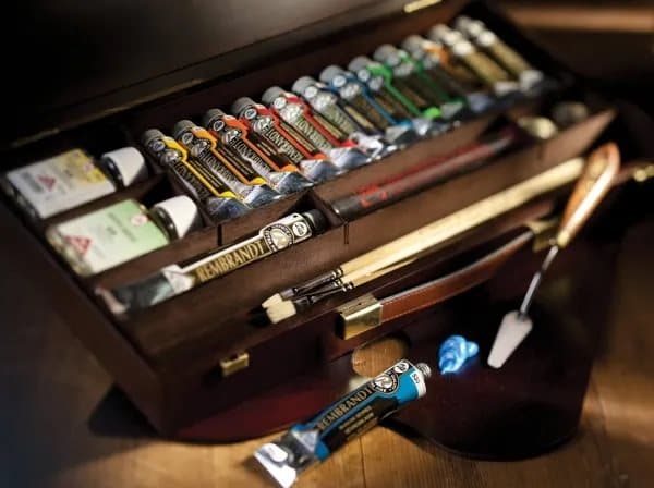 Rembrandt Oil colour wooden box set Professional | 12 x + 1 x 60 ml + accessories