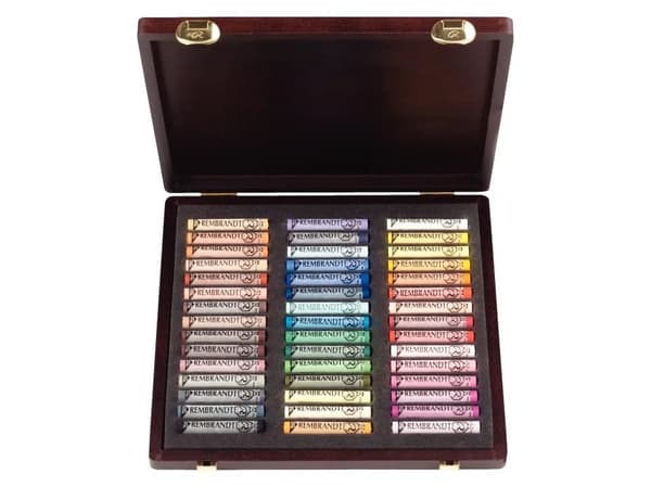 Rembrandt Soft pastel wooden box set Portrait Selection Traditional | 45 whole pastels