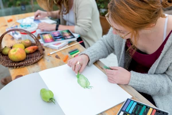 Talens Art Creation Sketchbook Coral Red | 12 x 12 cm, 140 g, 80 sheets