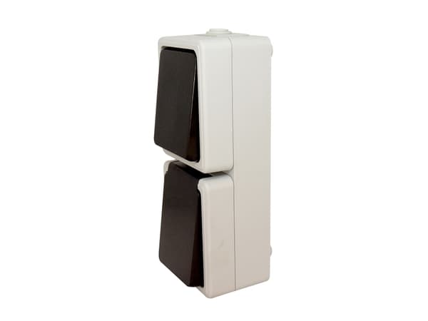 GRIPO-pistorasia kytkimellä IP54 pystysuora - 2217065