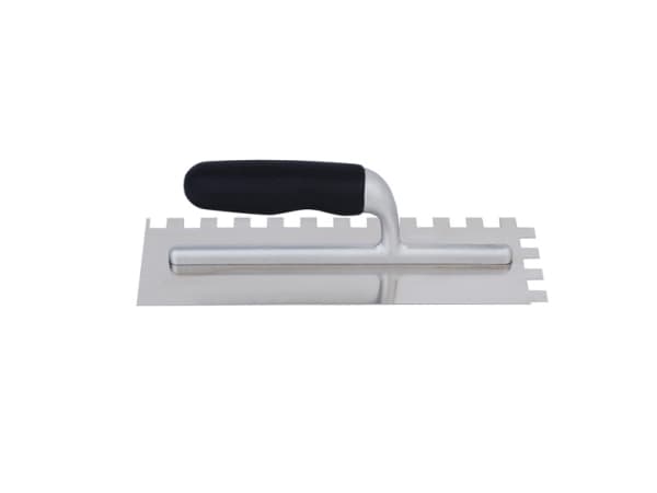 Forte_Tools pyyhekumi 28x10 cm hammastettu 12x12mm 2-komponenttikahvalla varustettuna