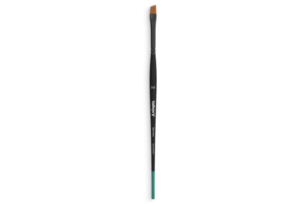 Vallejo Vallejo: B05002 - Blender - Flat Angled Brush - Synthetic M