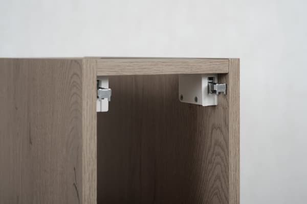 Badrumshylla, mörk ek, 20 x 60,7 x 44,4 cm