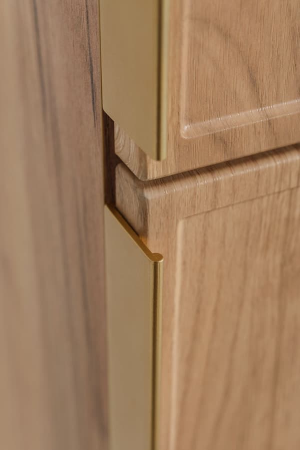 Badezimmerpfosten, Goldhandwerk, 35 x 136 x 25 cm