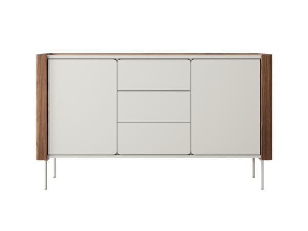Kommode: tre skuffer, to låger, fire hylder, Farve: Warmia valnød / kashmir Møbelmål: bredde: 141 cm, højde: 82,5 cm, længde: 39,9 cm,