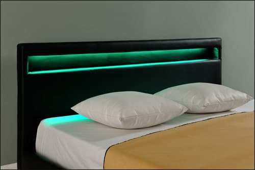 Corium® Kontinentalsäng Helsingborg - konstläder - med LED-belysning - (140 x 200 cm) - svart