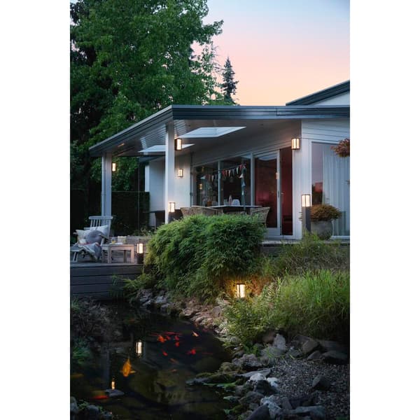 Philips Hue WCA Impress Hagestolpe Sort