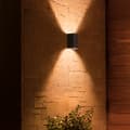 Miniatyrbilde 4 av 8: Philips Hue WCA Resonate Vegglampe 2x8W Sort