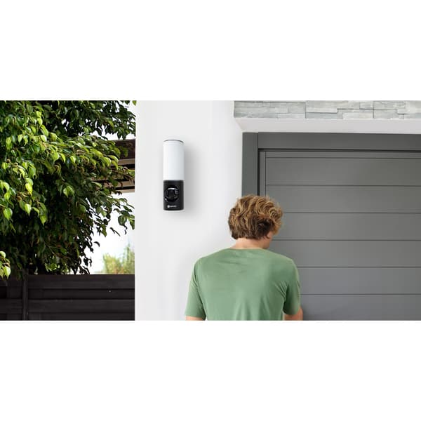 Ezviz LC3 Floodlight Camera