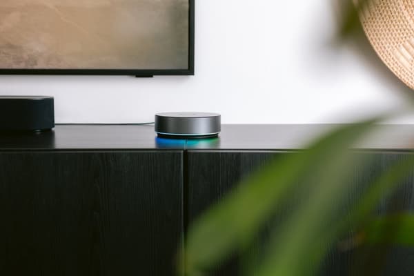 Athom Homey Pro - controller til hjemmeautomatisering, 2023
